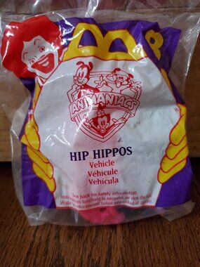 Vtg NEW Kissing Hip Hippos Animaniacs Figure 1994 McDonalds Happy Meal Toy